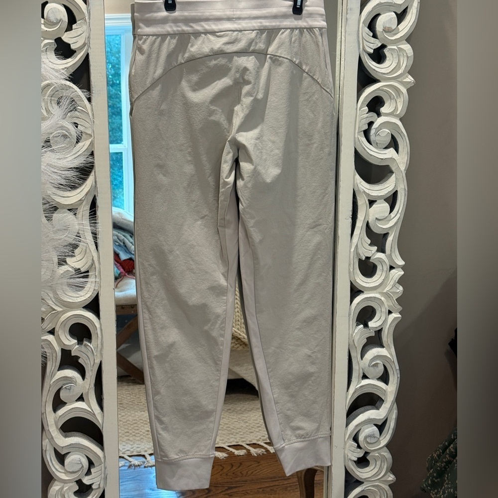 Women’s ATHLETA Highlands Hybrid Trek Joggers- Size 10 TALL - Picture 8 of 9